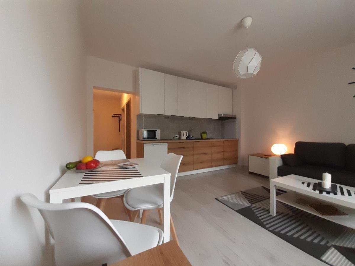 Apartamenty Lewa Łódź Buitenkant foto